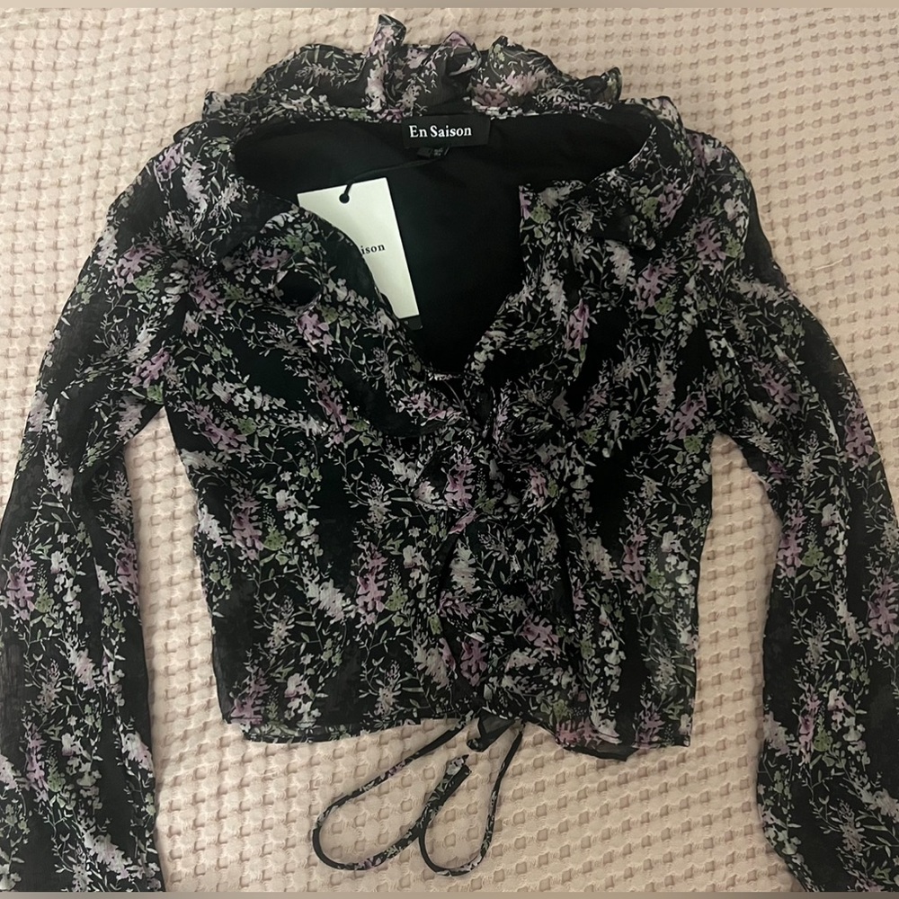 En Saison Black and Purple Floral Blouse